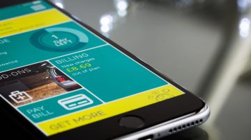 Mobile phone scam pexels