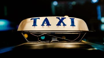 Taxi sign
