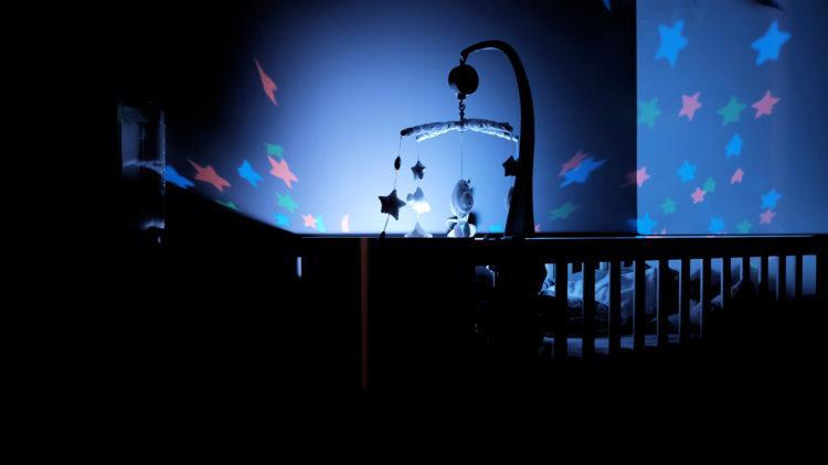 Baby cot sleep