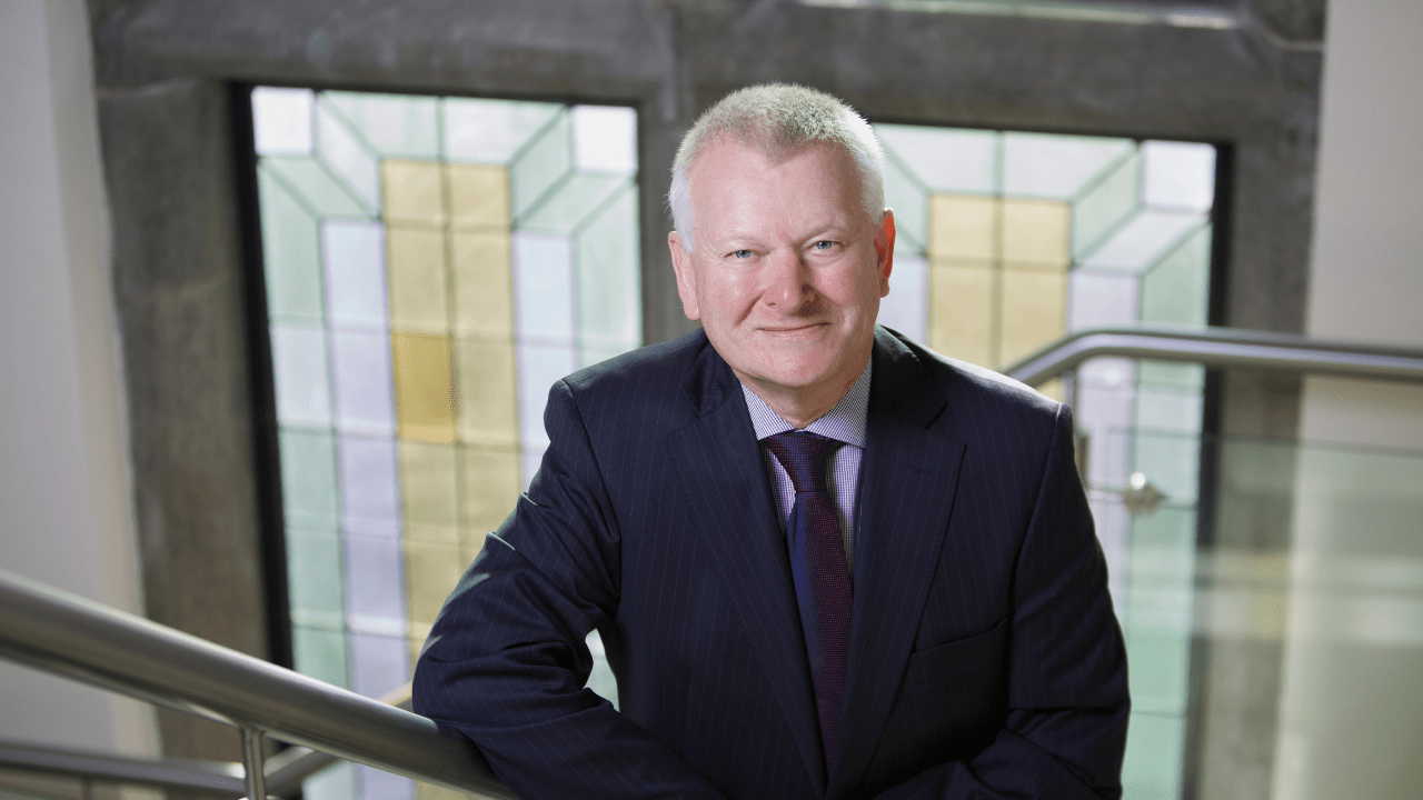 Board changes for Ravenscroft as Stephen Lansdown retires as chairman