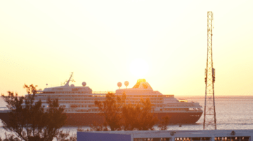 cruiseship