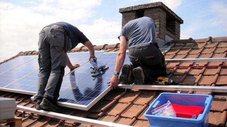 Roof solar panels