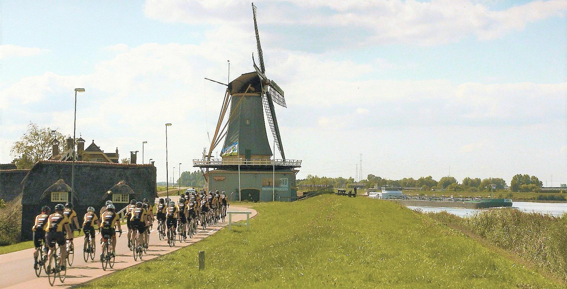 Fundraising cycle trip to Amsterdam