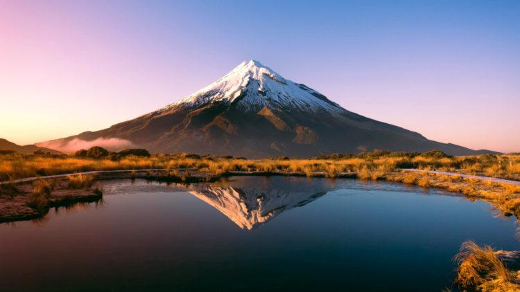 Mount Taranaki, Pouaki Tarns, NZ