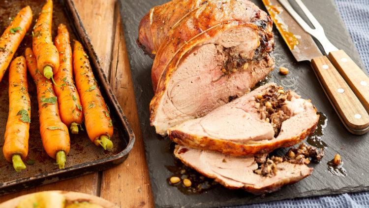 Rolled leg of lamb with prunes