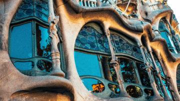 Casa Batlló Barcelona by Antoni Gaudí 01 16-9