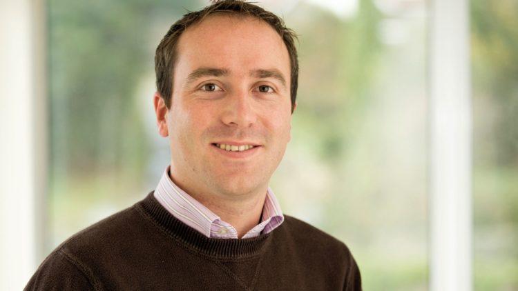 Dr Michael Long