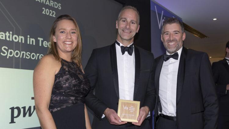 Winners celebrate success at the Véyaon Awards