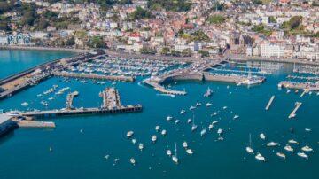 Students to get a lesson in marina studies