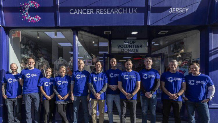Islanders take on ‘£100K for Cancer Research’ fundraising challenge ahead of London Marathon