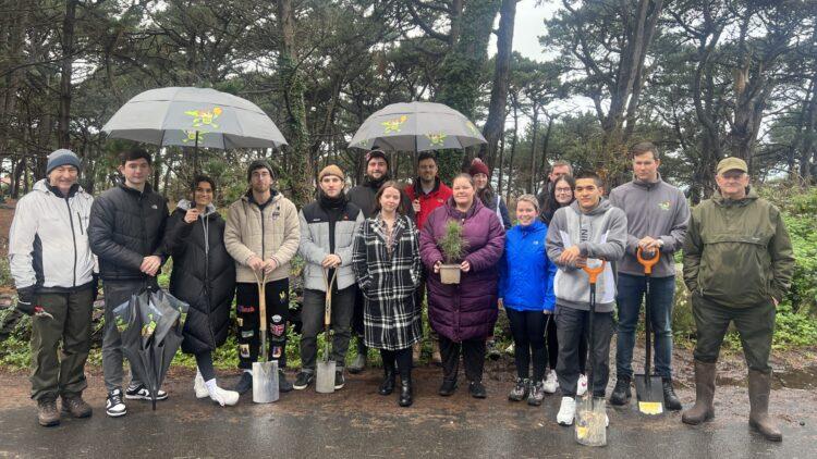 Keeping Le Guet green with Guernsey Trees for Life