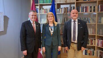 Channel Island Ministers discuss digital agenda in Brussels