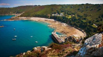 Swim 30 bays in 30 days and get your Vitamin Sea!
