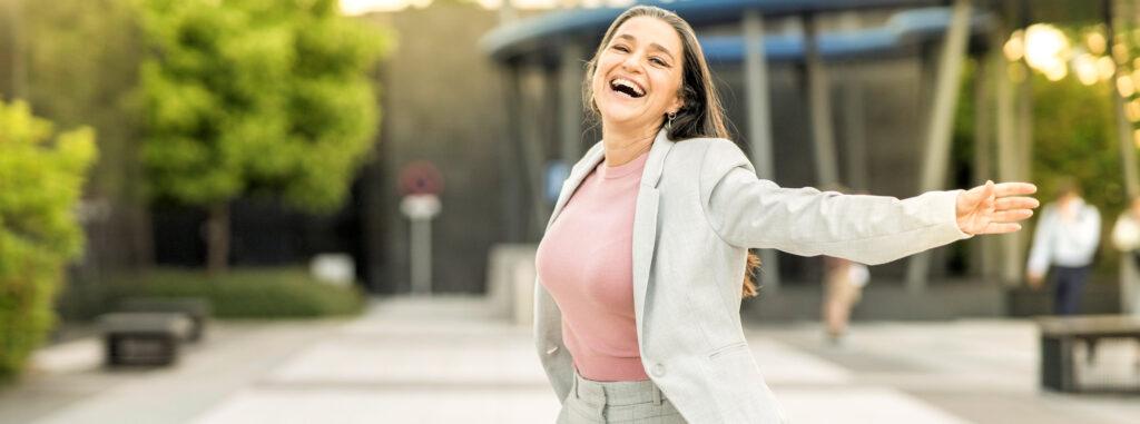 Business woman happy leaving office work