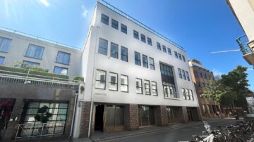 Kingsman and Brooks Macdonald embark on new chapter at new serviced office building