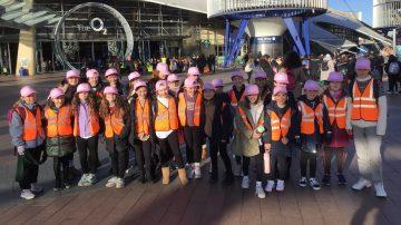Local students perform at the O2