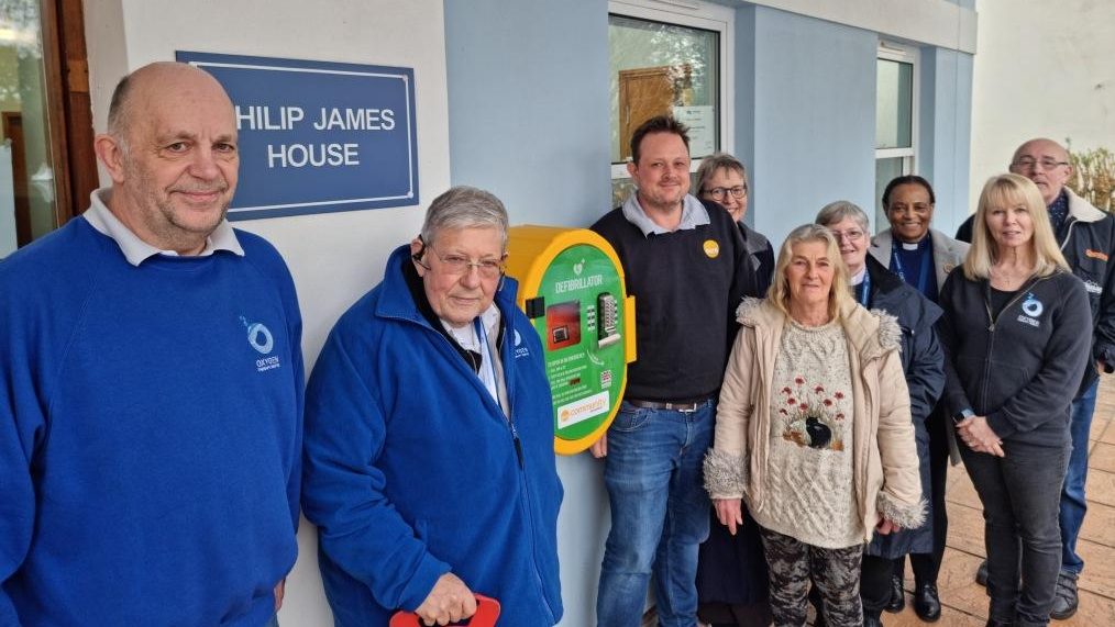 Sure Community Foundation donates defibrillator to Jersey Oxygen