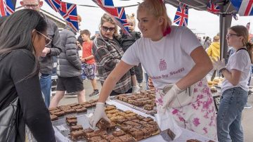 Eat Drink and Be Local Street Party