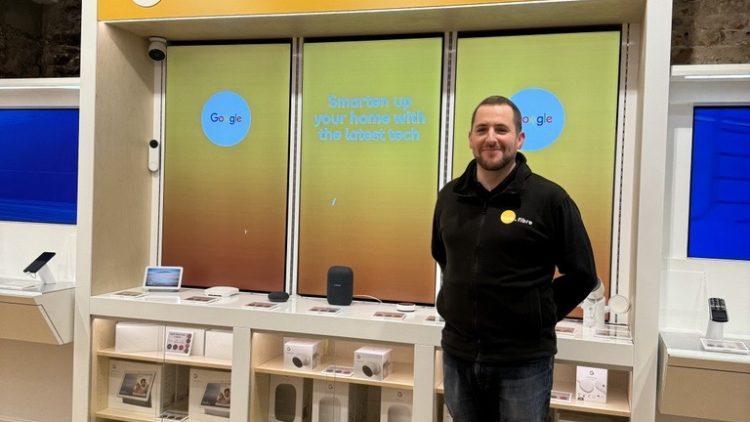 Sure grows Home Visit service team to help the community switch to fibre