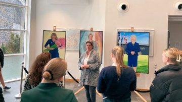 Local students inspired by visit to 7Women exhibition 