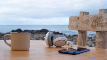Community radio charity has broadcasting licence renewed by Ofcom