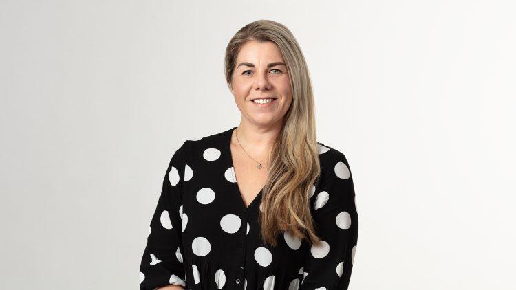 Today we meet Stef Boschat, Director of Accounting and Operations at Moore Stephens