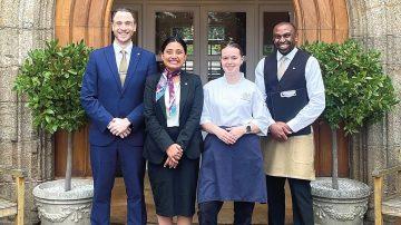 Longueville Manor receives Customer Excellence Award from British Airways Holidays