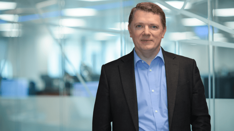 Global study reveals tension between AI benefits and risks, and highlights a ‘governance gap’