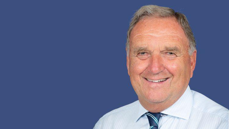 Les Bourgs Hospice marks National Trustees Week with tribute to retiring Board member