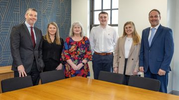 Praxis promotes and appoints senior professionals to support growth