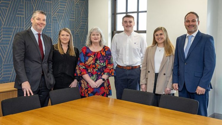 Praxis promotes and appoints senior professionals to support growth