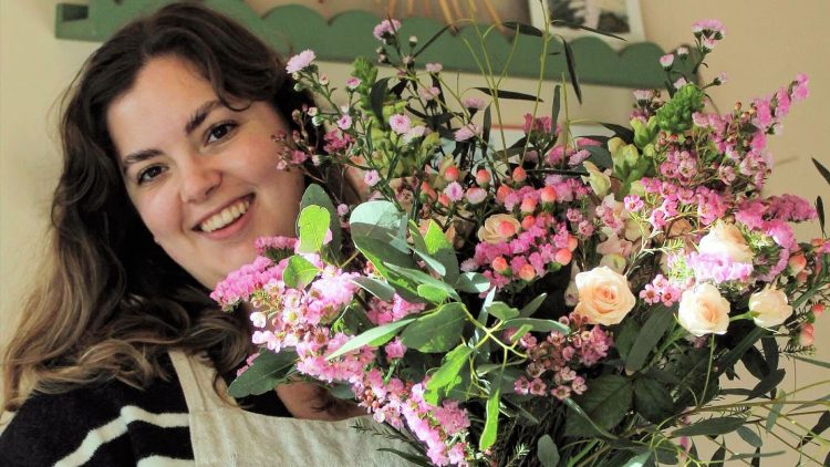 Florist Fille à Flleur expands to St Martin’s studio following acquisition of Simply Bespoke