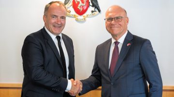 IoM Chief Minister Alfred Cannan MHK with Rafał Wiśniewski, Chargé d'affaires ad interim, Embassy of the Republic of Poland in London
